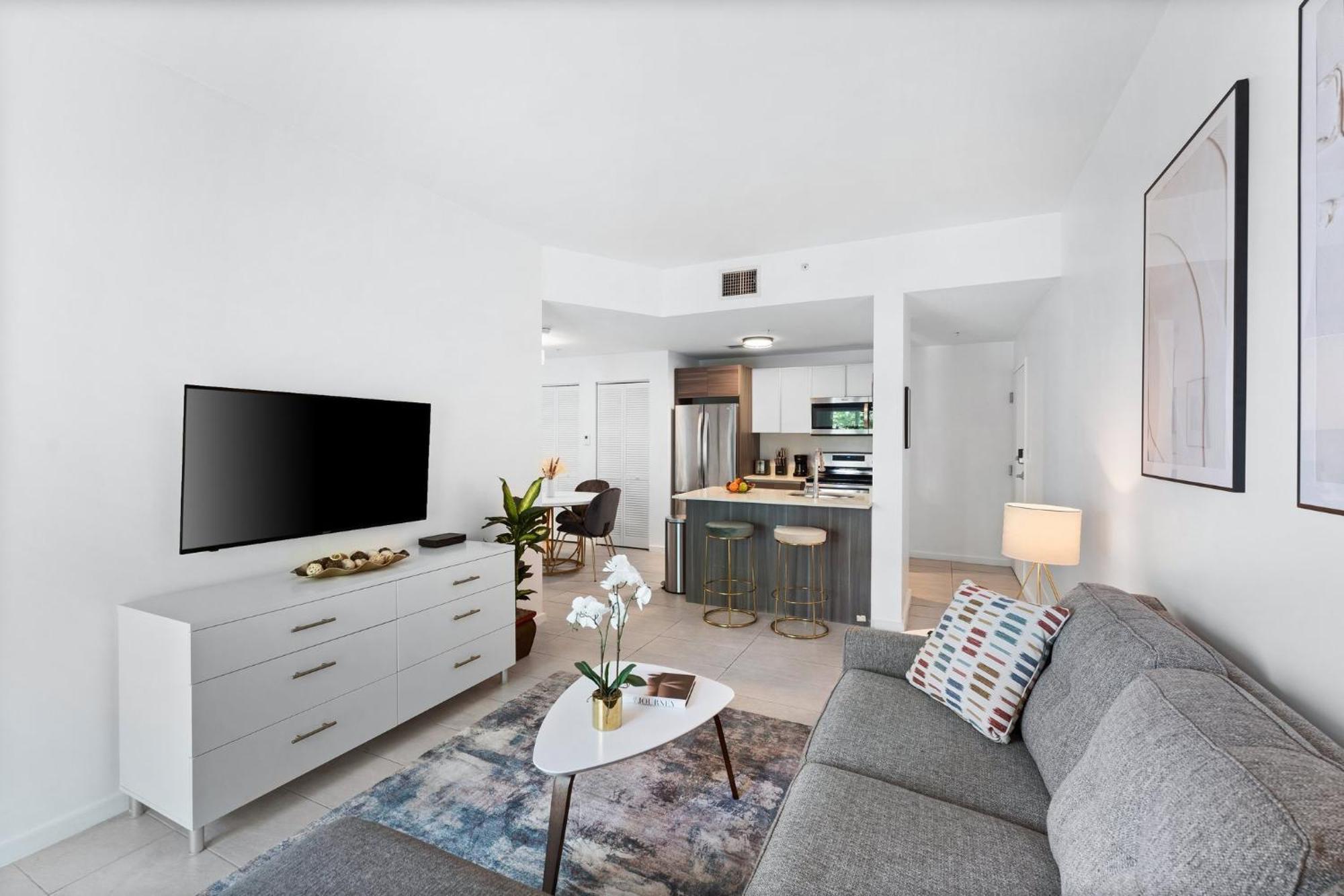 Modern Apartment In Edgewater Miami Værelse billede